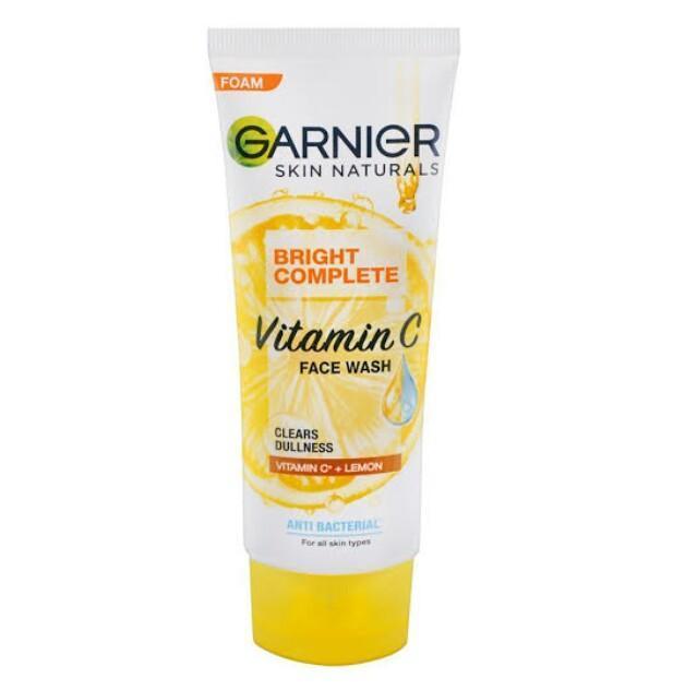 Garnier Vitamin C Face Wash 100ml - Elite Cosmetics